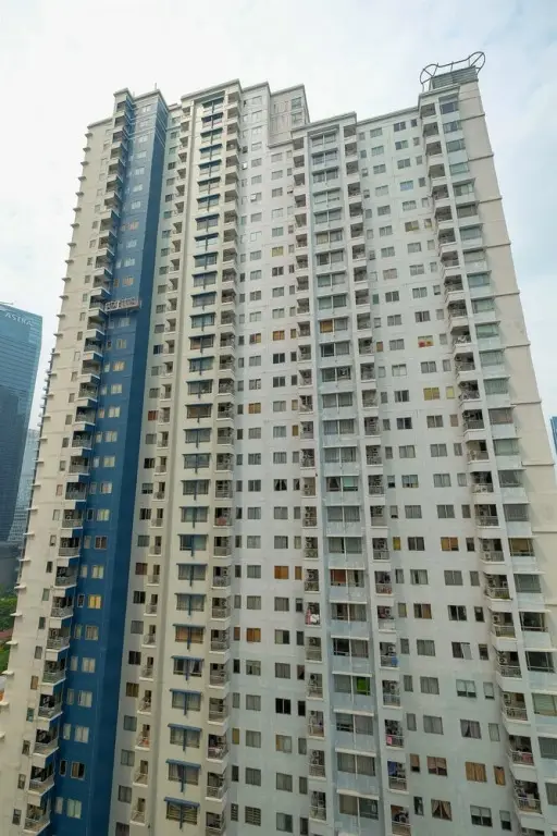 Strategic 2BR at Sudirman Park Apartment — фото 1