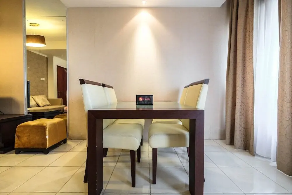 Джакарта: Relaxing 2BR at Sudirman Park Apartment