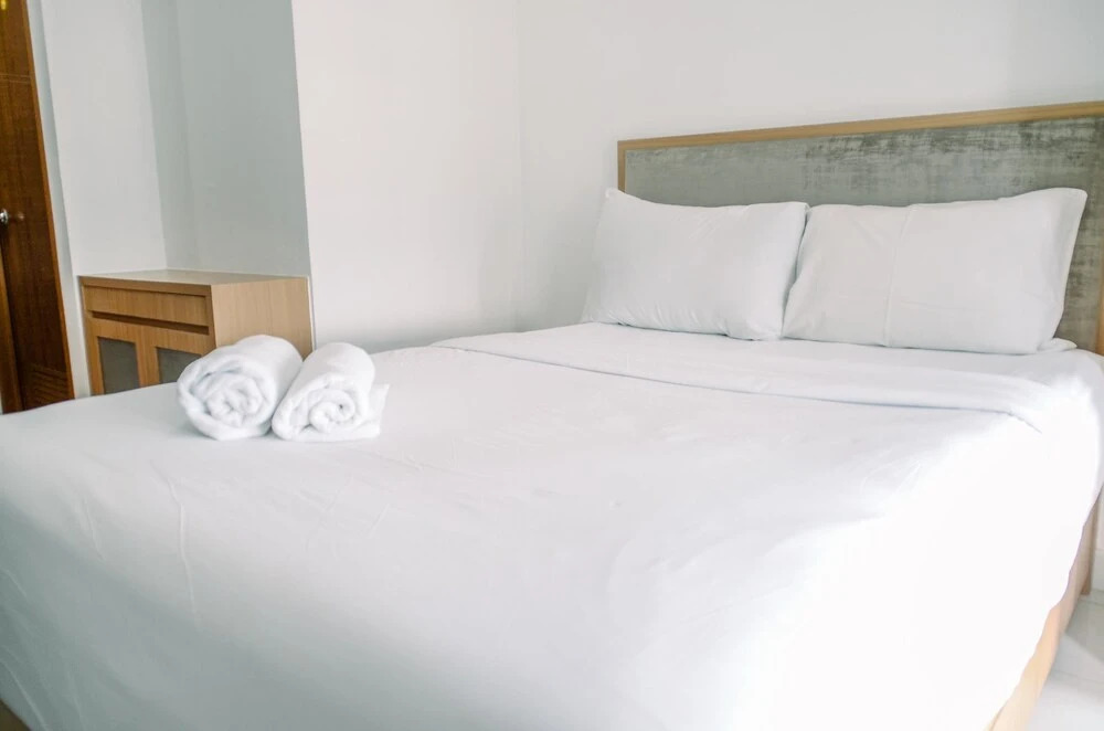 Stunning And Comfy Studio Amazana Serpong Apartment — фото 1