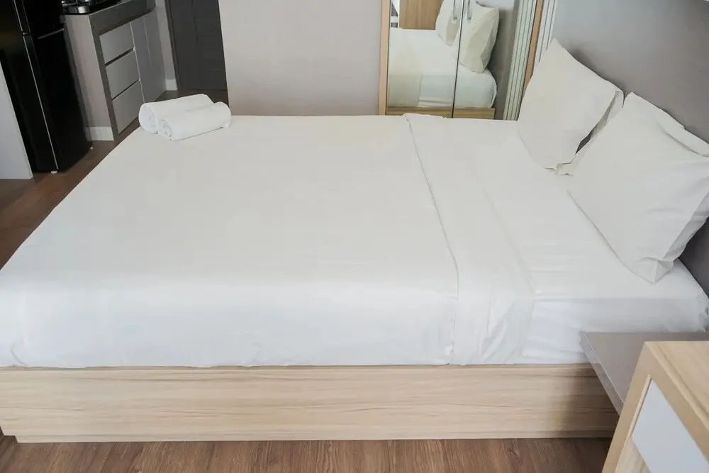 Южный Тангеранг: Cozy Living Studio Apartment Amazana Serpong