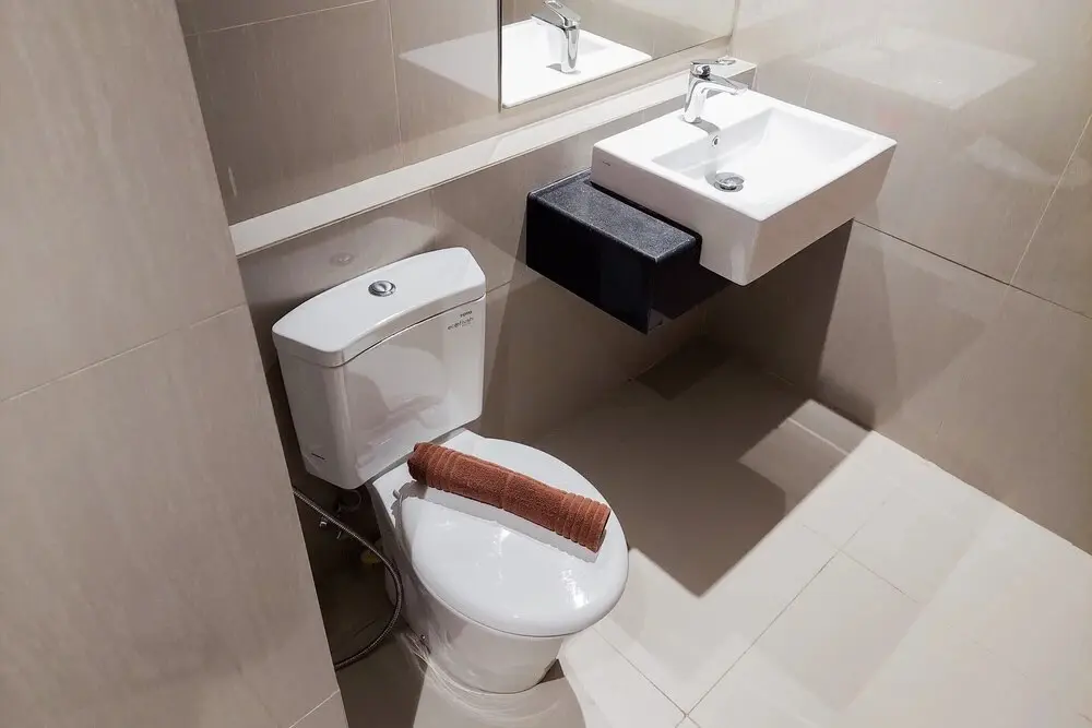 Южный Тангеранг: Comfort And Minimalist Studio At Embarcadero Bintaro Apartment