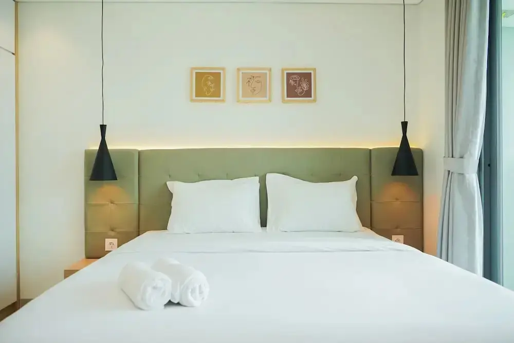 Южный Тангеранг: Comfort And Minimalist Studio At Embarcadero Bintaro Apartment