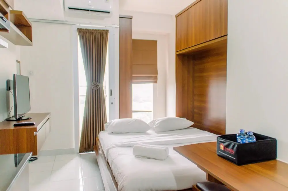 Южный Тангеранг: Unique Studio With Folded Bed Amazana Serpong Apartment