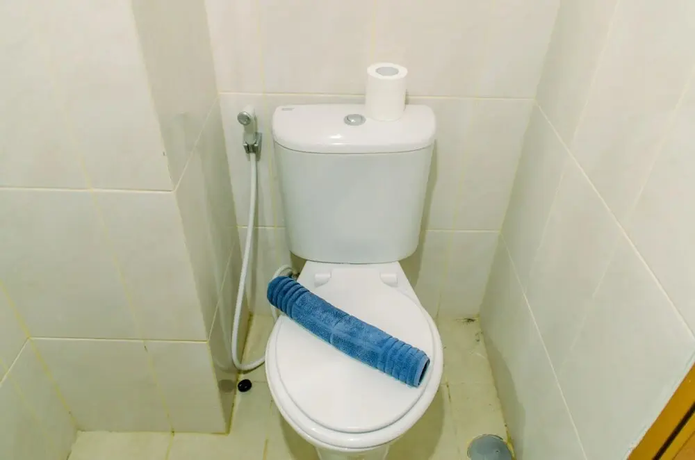Южный Тангеранг: Unique Studio With Folded Bed Amazana Serpong Apartment