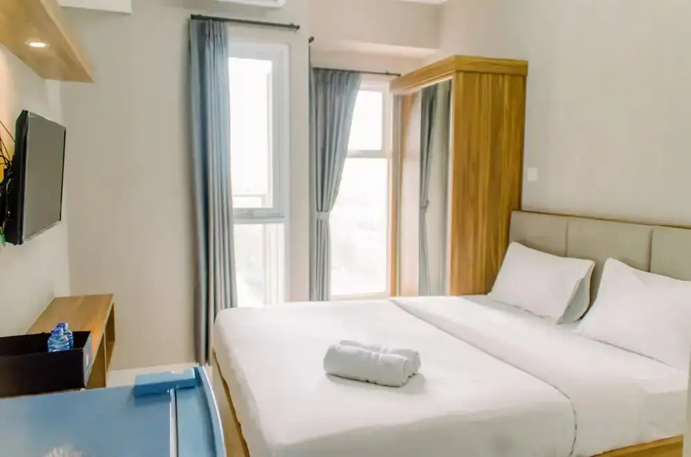 Южный Тангеранг: Comfy Studio At Amazana Serpong Apartment