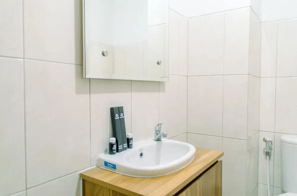 Южный Тангеранг: Comfy Studio At Amazana Serpong Apartment