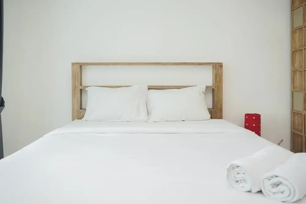 Южный Тангеранг: Nice and Homey Studio at Bintaro Embarcadero Apartment