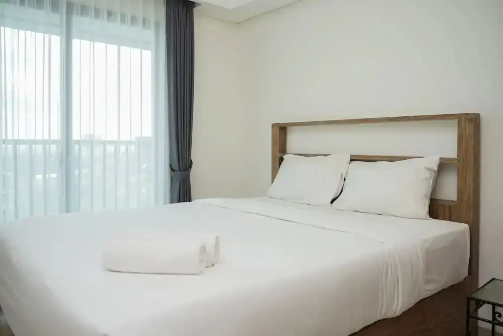 Южный Тангеранг: Nice and Homey Studio at Bintaro Embarcadero Apartment