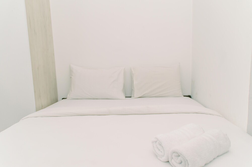 Legok: Nice And Cozy Studio Apartment At Serpong Garden