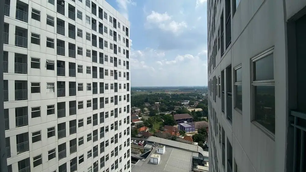 Legok: Simple And Cozy Living Studio At Serpong Garden Apartment