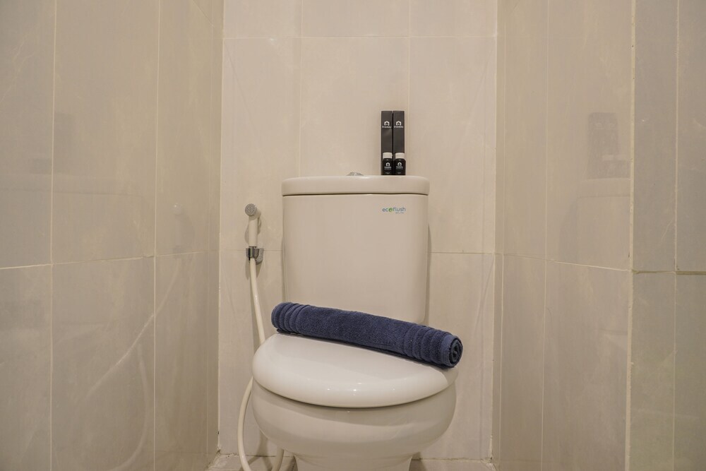 Legok: Simple And Cozy Living Studio At Serpong Garden Apartment