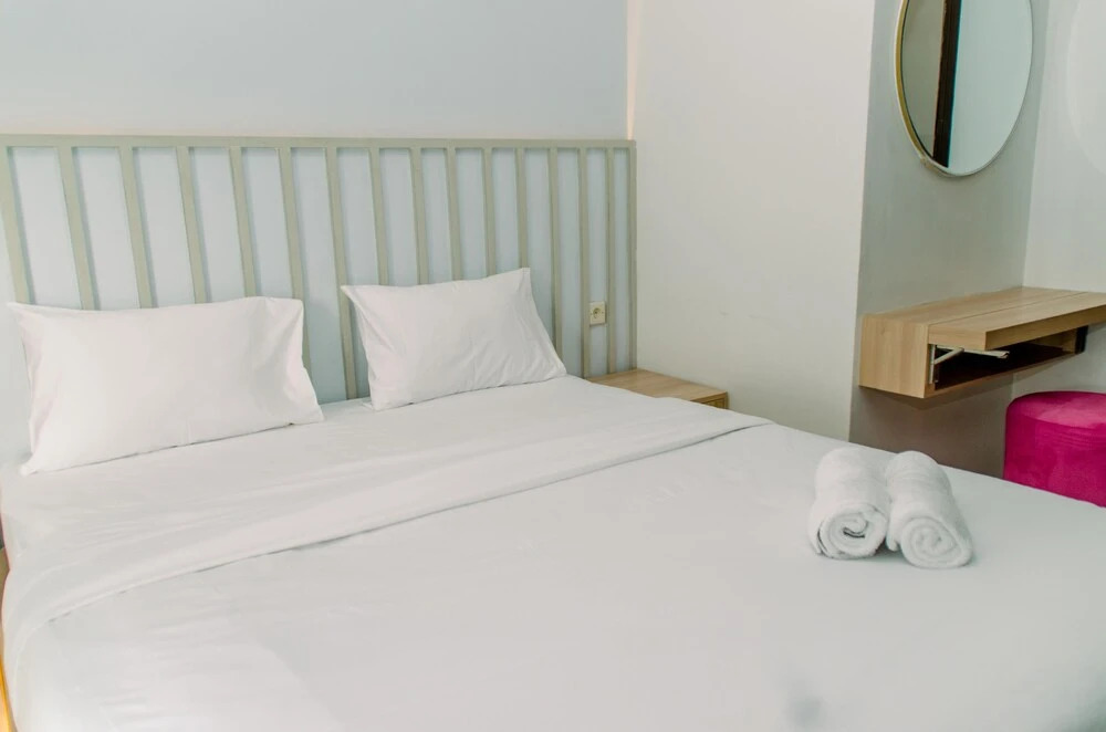 Nice And Simply Studio At Amazana Serpong Apartment — фото 1