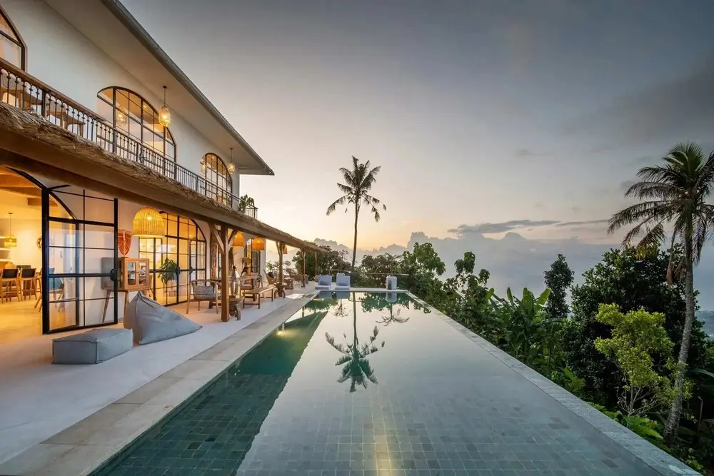 Умеаньяр: NEW ! Stunning 4BR Jungle View Villa in Lovina