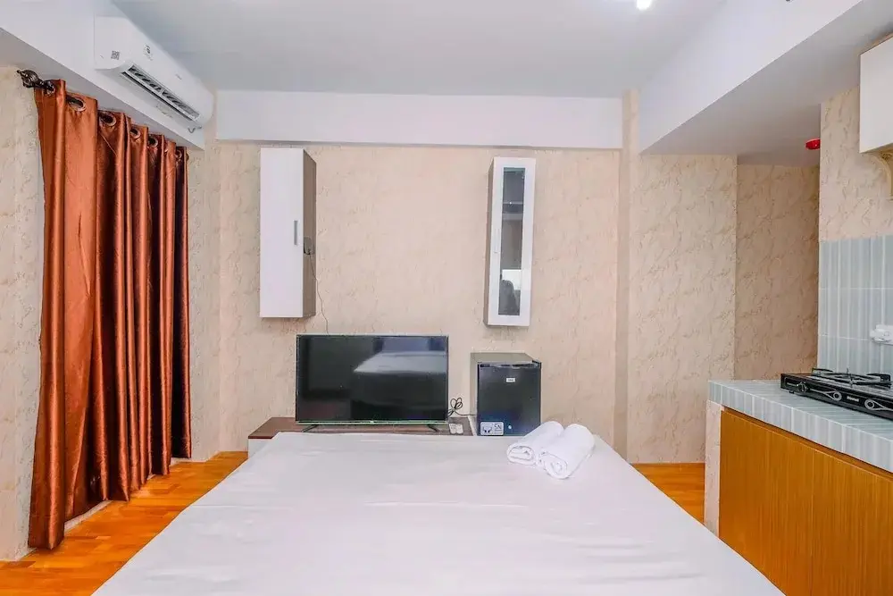 Джакарта: Nice And Cozy Studio At La Hub City Apartment