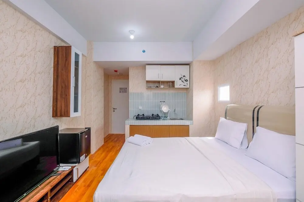 Джакарта: Nice And Cozy Studio At La Hub City Apartment