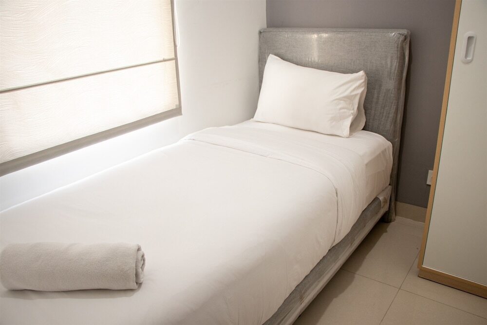 Legok: Nice And Comfort 2Br At Serpong Garden Apartment