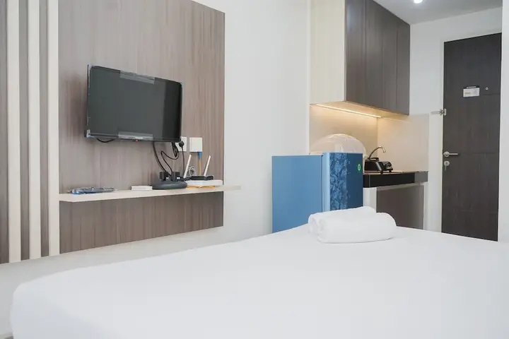 Legok: Fully Furnished Studio At Serpong Garden Apartment