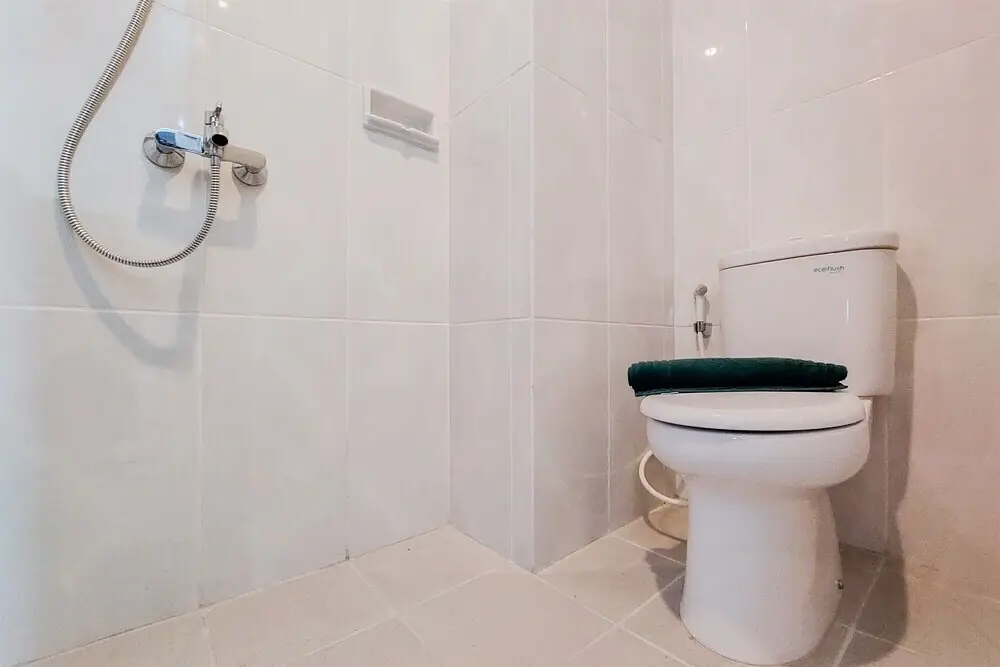 Legok: Comfy And Minimalist Studio At Serpong Garden Apartment