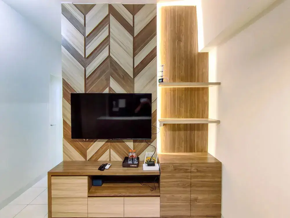Семаранг: Fancy And Nice 1Br With Extra Room At Amartha View Apartment