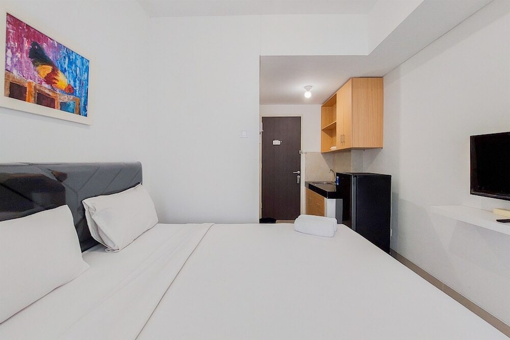 Legok: Modern And Tidy Studio Serpong Garden Apartment