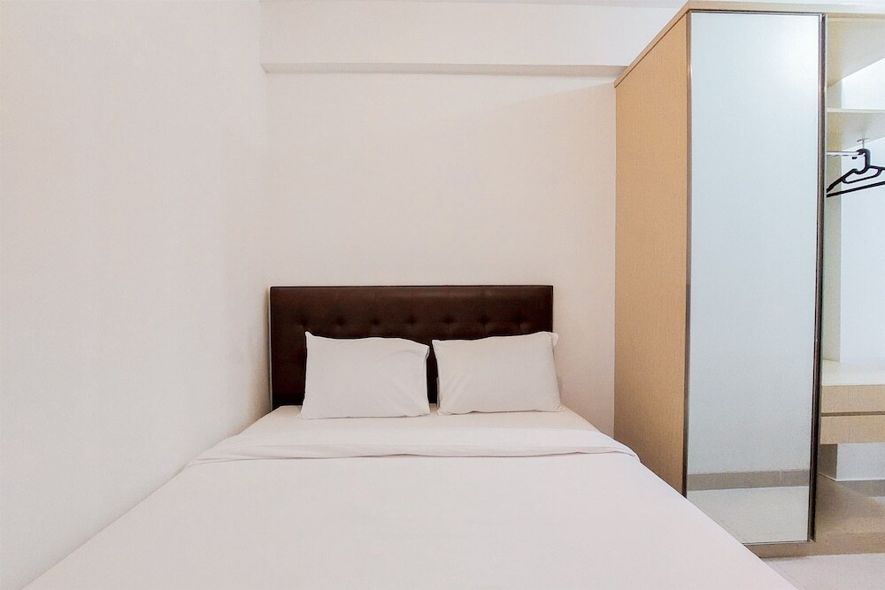 Legok: Fully Furnished 1Br With Study Room At Serpong Garden Apartment