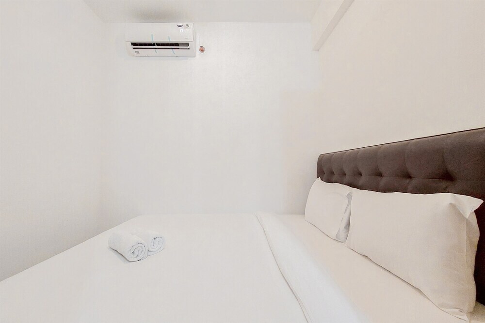 Legok: Fully Furnished 1Br With Study Room At Serpong Garden Apartment