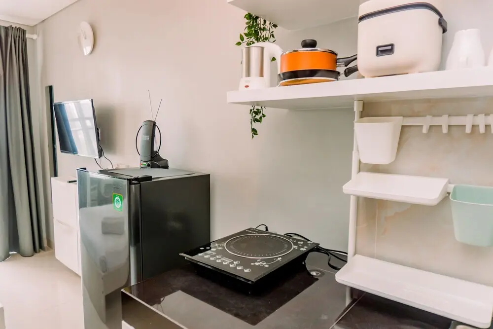 Legok: Cozy Studio At Serpong Garden Apartment