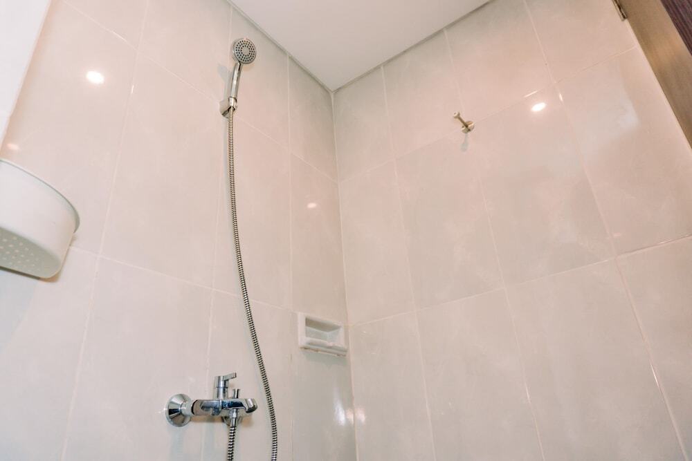 Legok: Cozy Studio At Serpong Garden Apartment