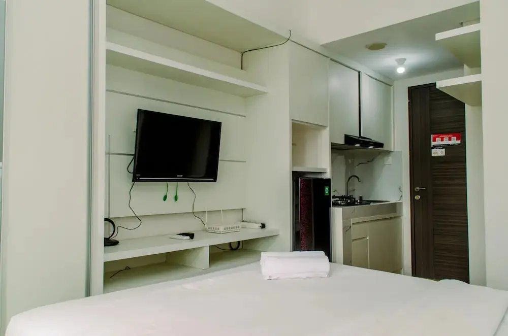 Южный Тангеранг: Cozy Stay Studio Apartment At Amazana Serpong