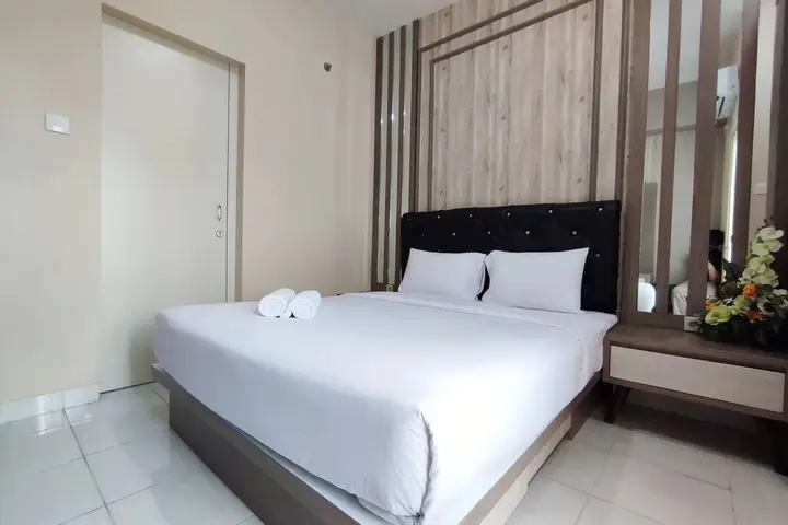 Семаранг: Comfortable And Modern 1Br Without Living Room At Amartha View Apartment