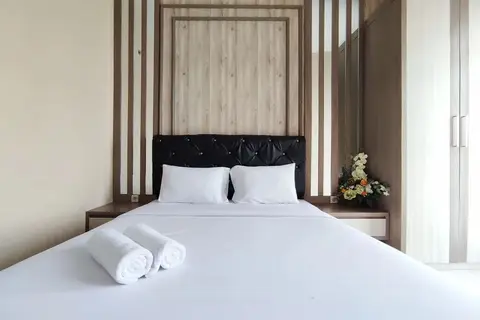 Comfortable And Modern 1Br Without Living Room At Amartha View Apartment — фото 1