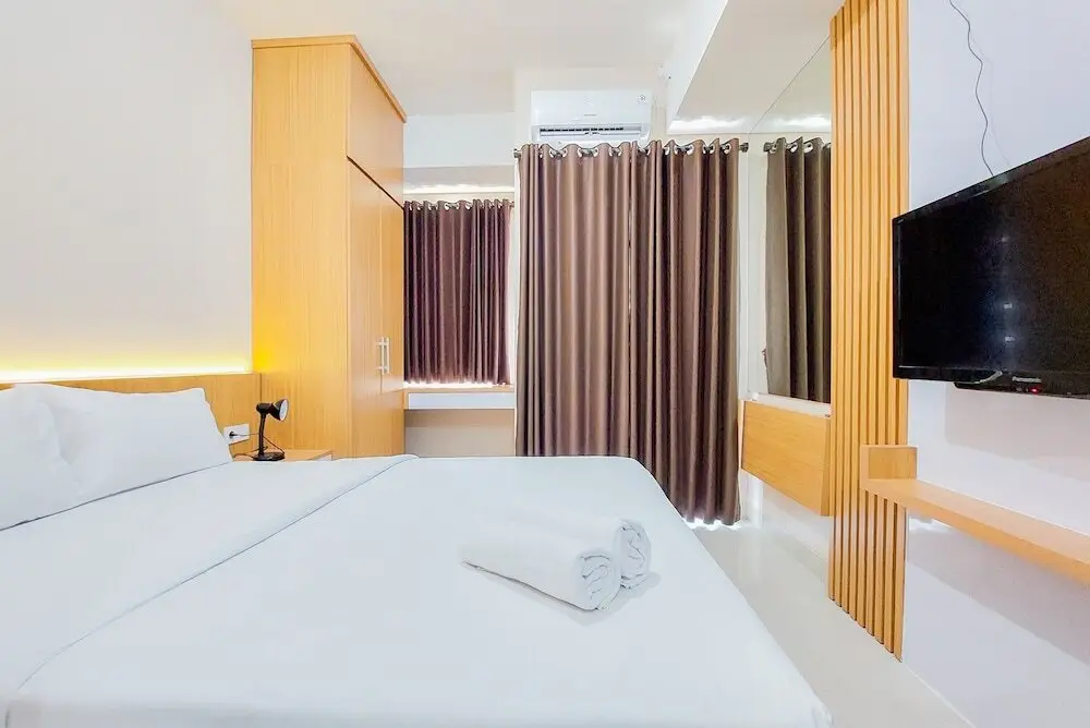 Legok: Minimalist Studio Apartment At Serpong Garden