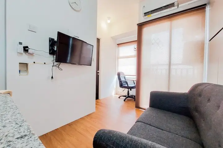 Legok: Comfort And Cozy Style 1Br At Serpong Garden Apartment
