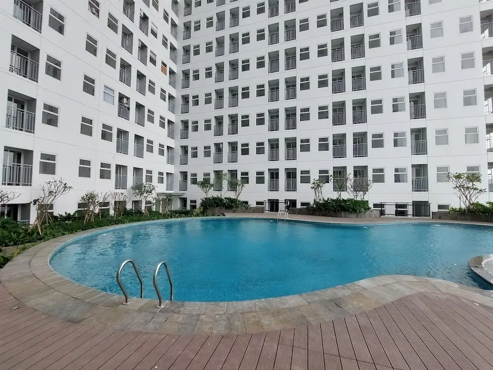 Legok: Nice And Simple Studio Room At Serpong Garden Apartment