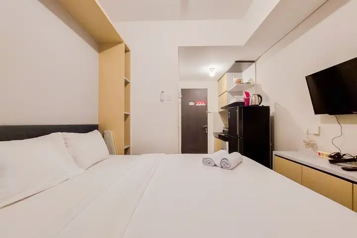 Legok: Nice And Simple Studio Room At Serpong Garden Apartment