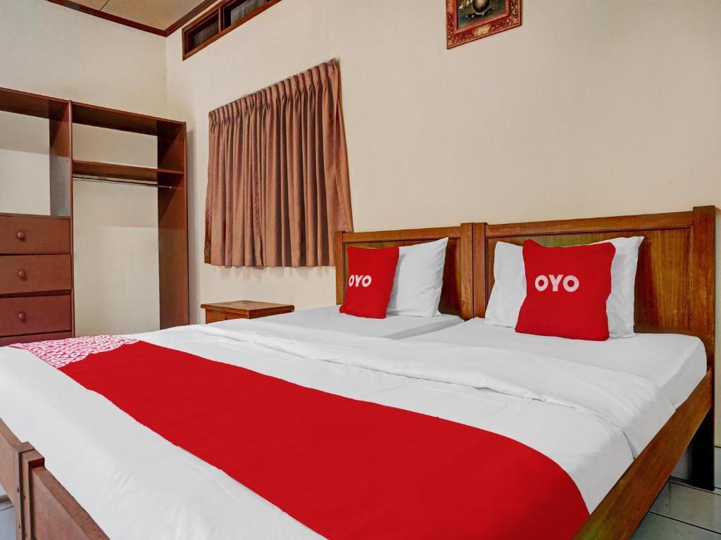 Сизаруа: Capital O 90596 Hotel Griya Astoeti