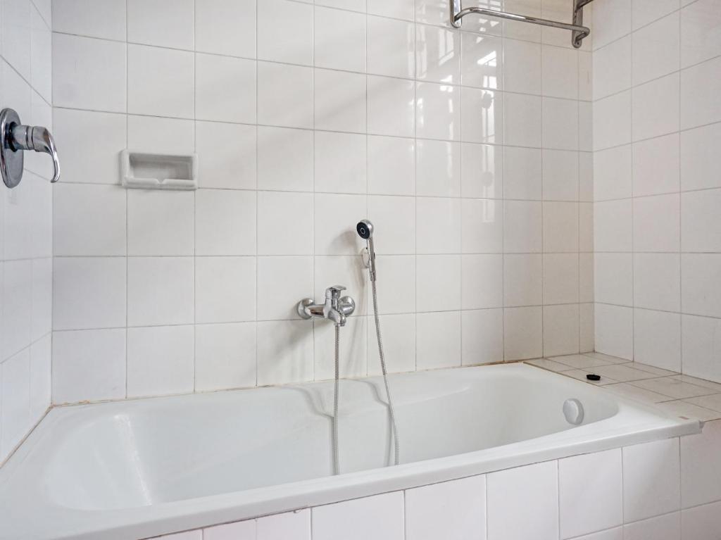 Сизаруа: Capital O 90596 Hotel Griya Astoeti