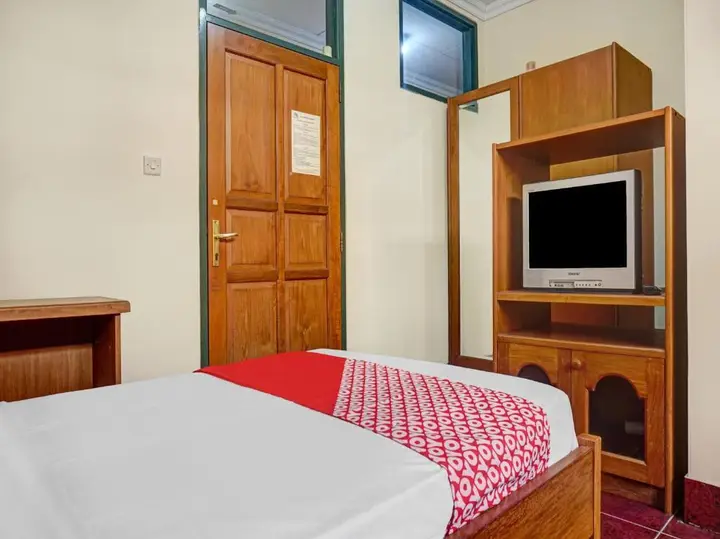 Сизаруа: Capital O 90596 Hotel Griya Astoeti