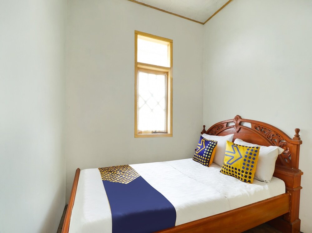 Сореанг: OYO Homes 90992 Eco Tourism Desa Panundaan Ciwidey Syariah