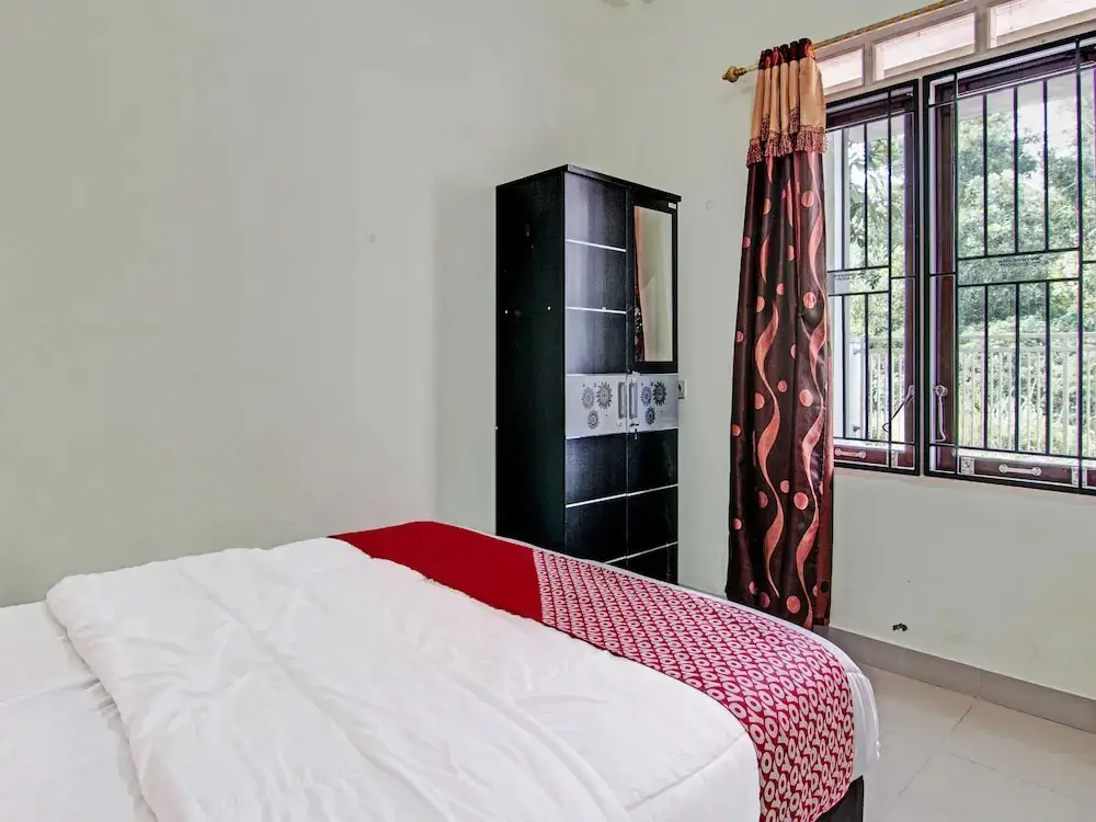 Пеканбару: Oyo 91642 Fhazel Residence Syariah