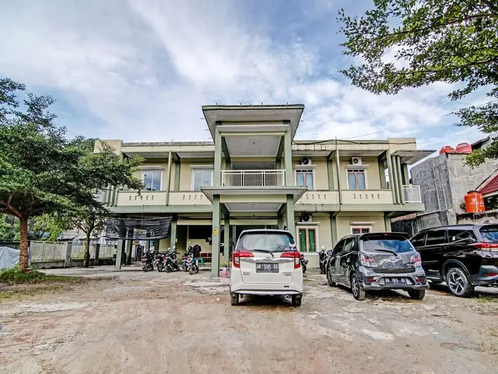Пеканбару: Oyo 91642 Fhazel Residence Syariah