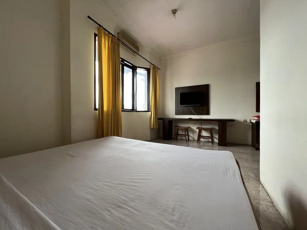 Макассар: OYO 92098 Kost Orange Syariah