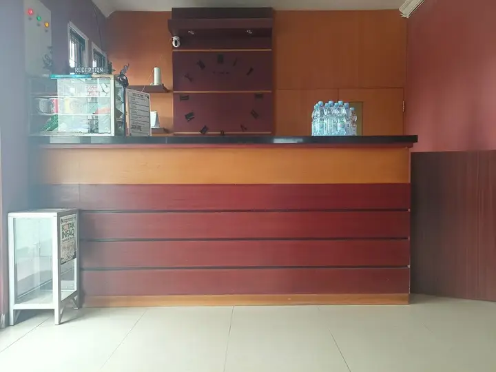Макассар: OYO 92098 Kost Orange Syariah