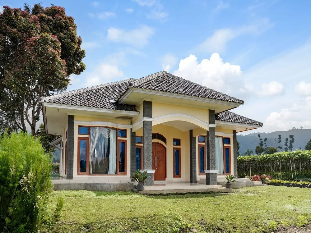 Паромпонг: OYO Homes 91156 Eco Tourism Big Farmer Desa Kertawangi Syariah