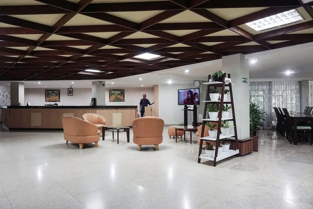 Южный Тангеранг: Collection O 92122 Series Hotel Serpong