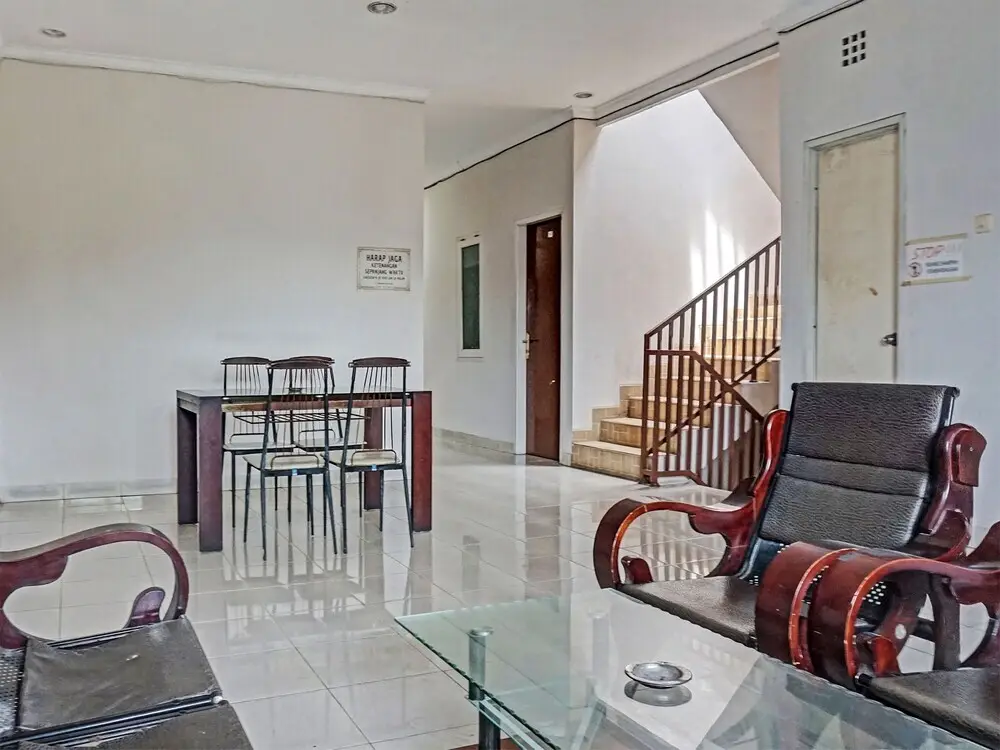 Куруг: OYO 91849 Karawaci Taman Permata 5