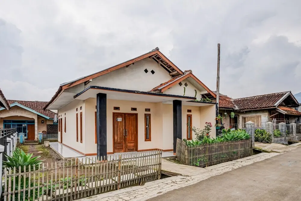 Лембанг: OYO Homes 90997 Eco Tourism Desa Cibodas Babakan Gentong 2 Syariah