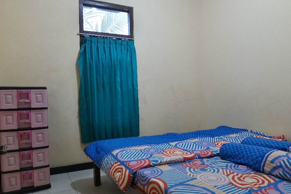 Слеман: OYO Homes 91083 Desa Wisata Plosokuning Syariah