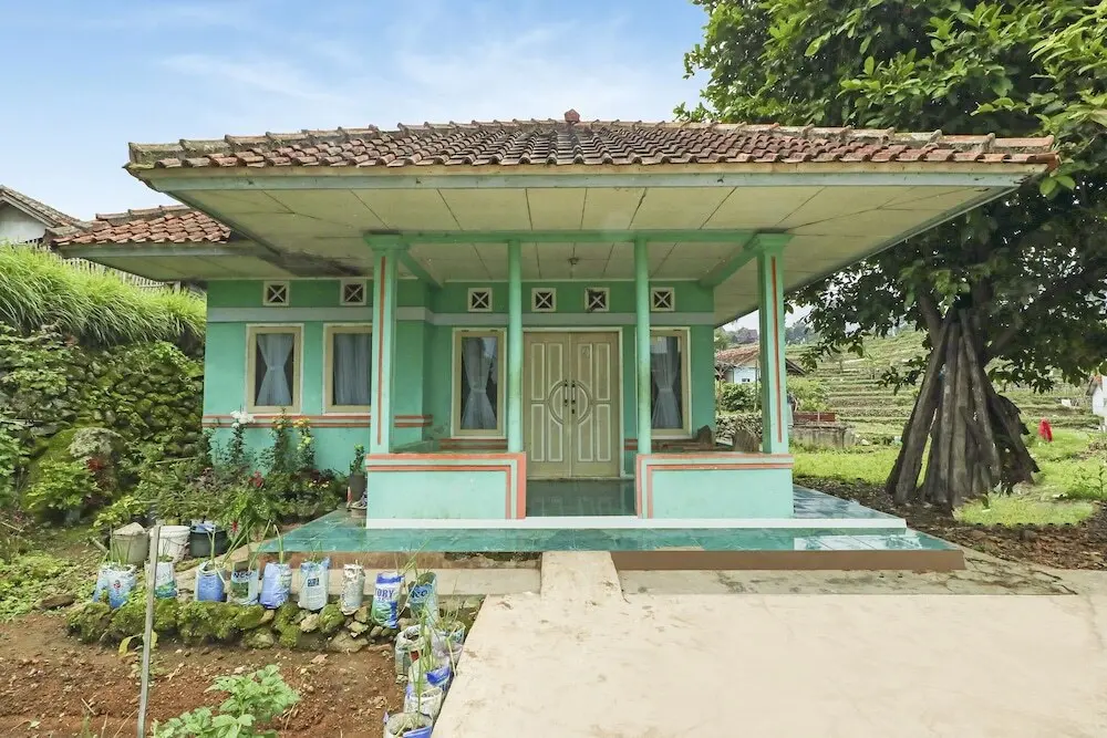 Сореанг: OYO Homes 90991 Eco Tourism Desa Panundaan Ciwidey 2 Syariah