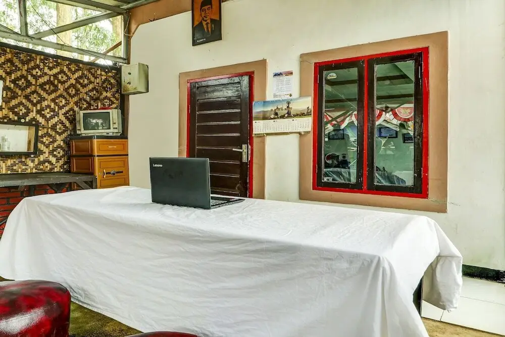 Сореанг: OYO Homes 90991 Eco Tourism Desa Panundaan Ciwidey 2 Syariah